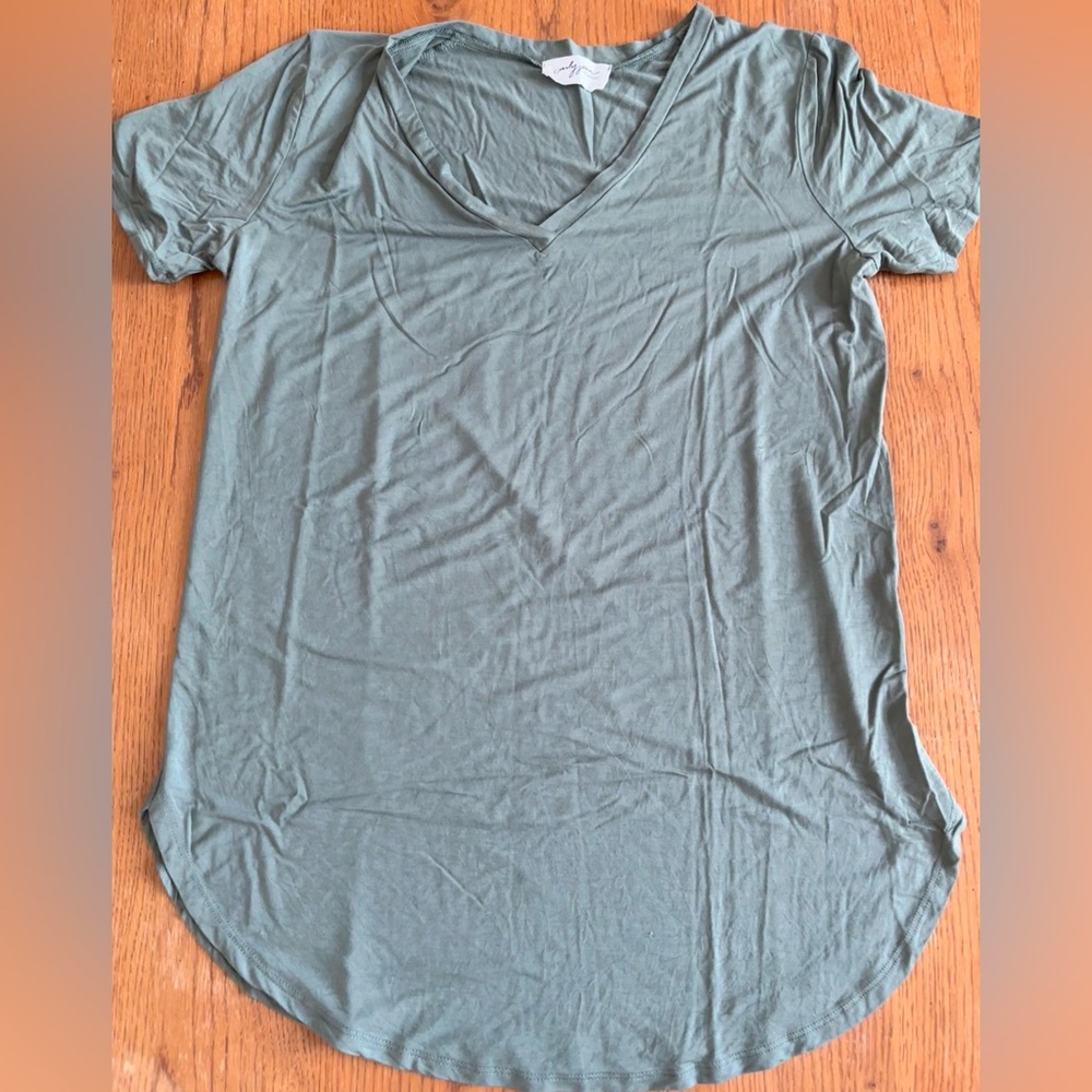 Carly Jean Los Angeles Sage V-Neck Tee